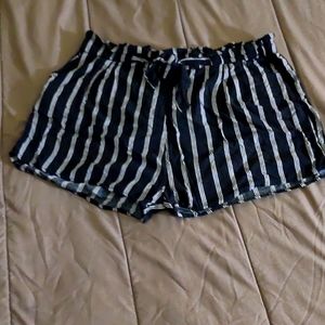 Stripped shorts